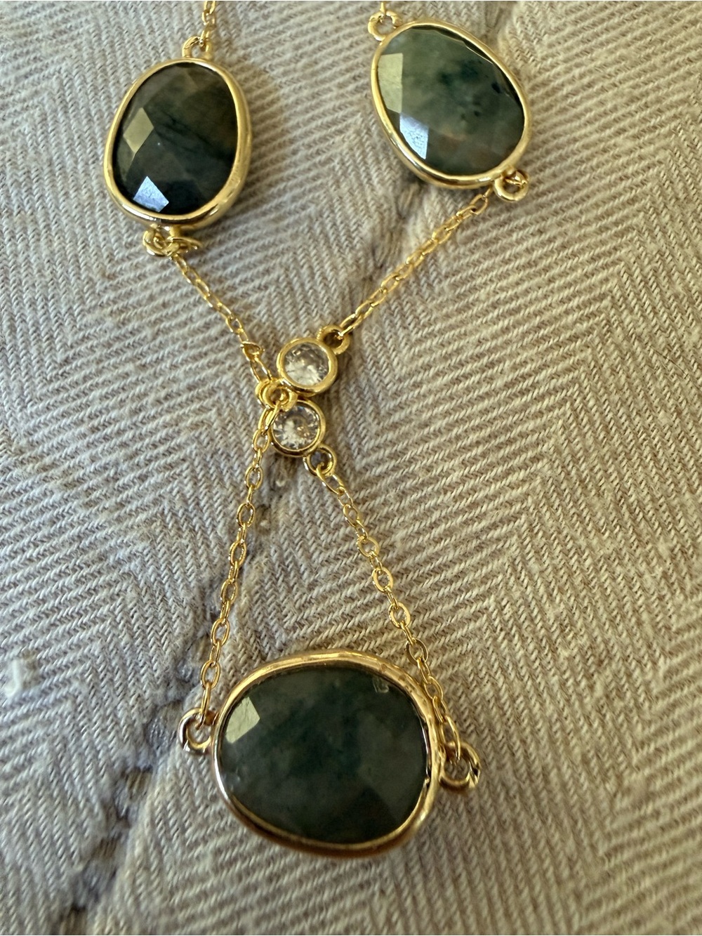 Gold-Tone Necklace with Moss Green Tourmaline Stones - Picture 6 of 10